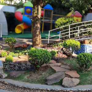 Estrutura-Colégio-HumanusPátio02